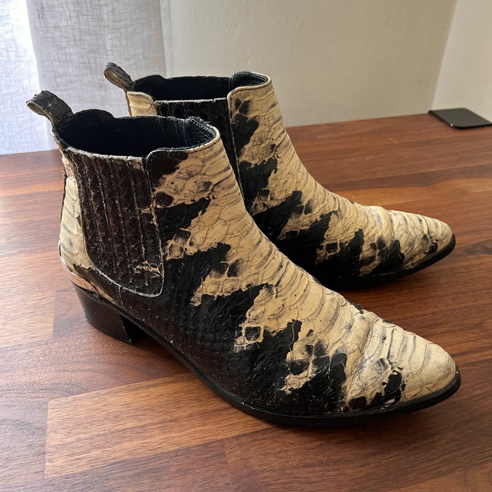 Breaking Hearts & Burning Rubber (Modern Vice)  New Mexico Snakeskin Boots Sz 8